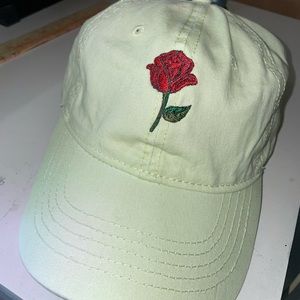 Hat rose